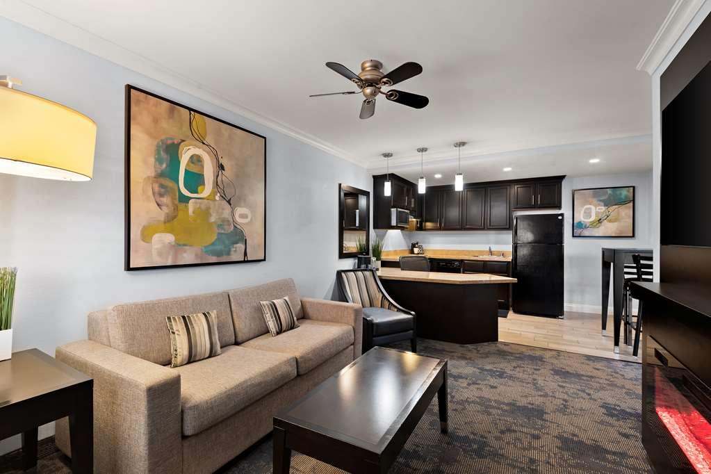 Best Western Plus 3*